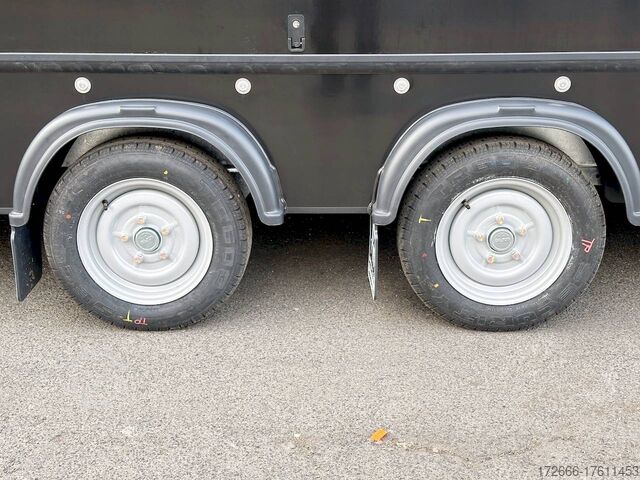 Ferðatösku Brian James Trailers RACE TRANSPORTER 4 384-1060 550X212X199CM 3500KG