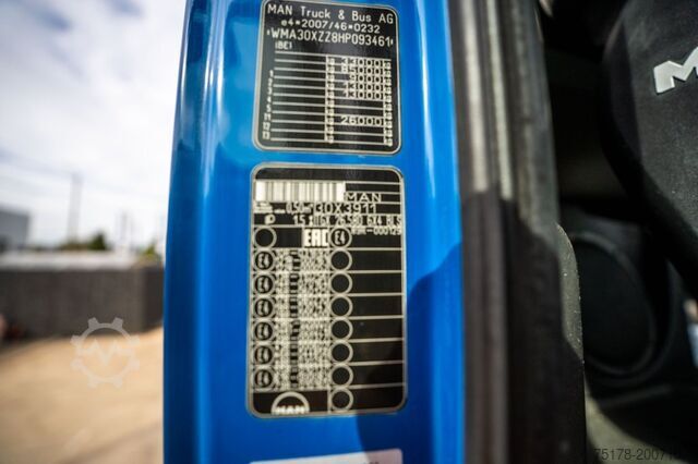 Standard tractor MAN TGX 26.580 XL BLS+INTARDER+BIG AXLES+HYDR.