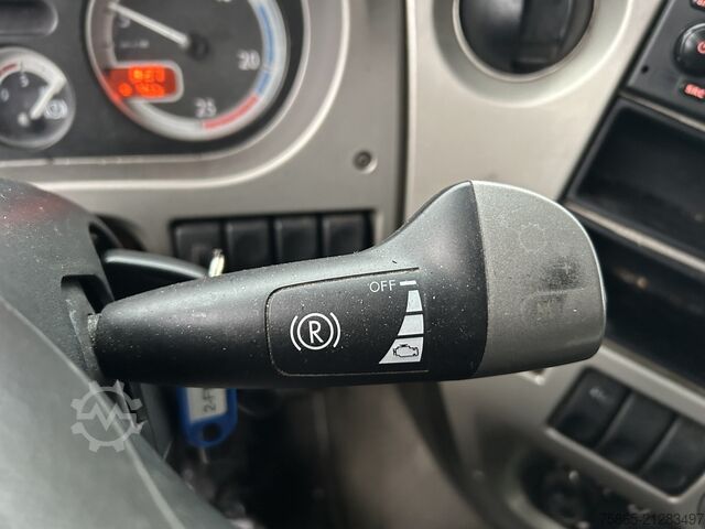 Estándar-SZM DAF XF 105 460 SSC / Retarder / 968 dkm / 2 Tanks /...