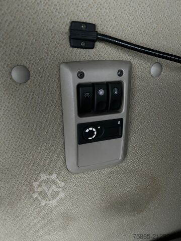 Estándar-SZM DAF XF 105 460 SSC / Retarder / 968 dkm / 2 Tanks /...