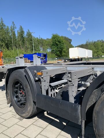 Değiştirilebilir şasili römork Redos Zentralachsanhänger für alle HöHen BD2 X