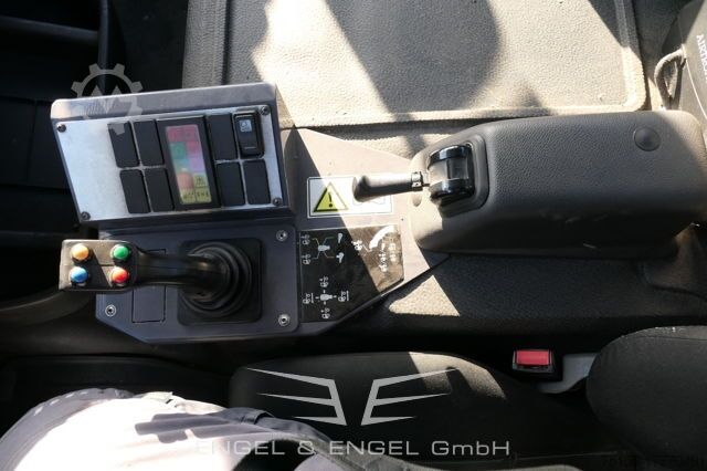 Camión con caja móvil mercedes-benz Kamag Wiesel WBH 25 E4-D