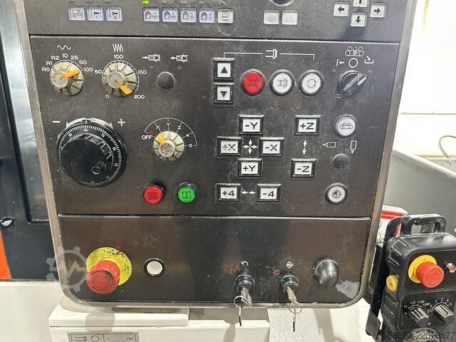 Centro de Usinagem Vertical CNC 530C. Mazak Vertical Centre Smart