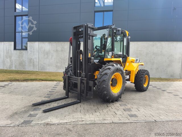Terénny vysokozdvižný vozík JCB 940-4 SV