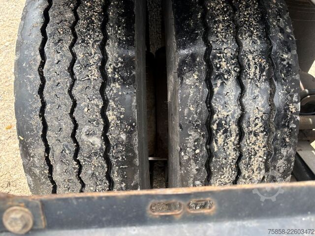 ρυμουλκούμενο εναλλάξιμου σασί Krone BDF Lafette 235/75R17,5 Zwilling BPW