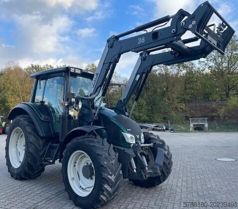 รถแทรกเตอร์ Valtra N103 H5