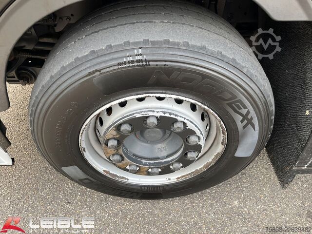 Standardni traktor jedinica DAF XF 530 SSC*Kombi-Hydro*Standklima*Tank 845L*ACC*