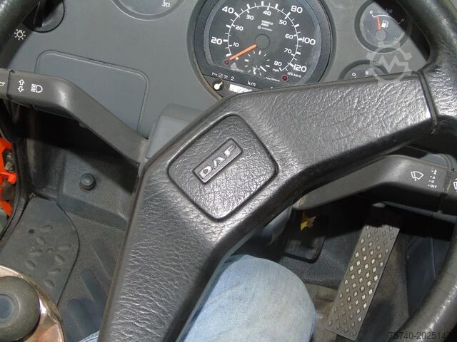Chasis con cabina DAF LF 55.160 + EURO 2 + MANUAL + 12T