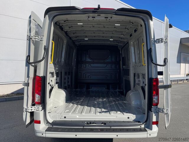 উচ্চ ছাদের ভ্যান MAN TGE 3.200 L3H2 Kasten 4x4 Individual S ACC STHZ