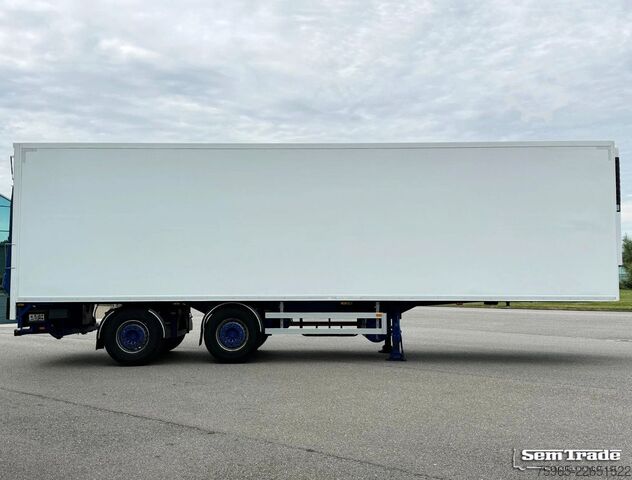 রেফার সেমিট্রেলার SAMRO ISO BOX THERMO KING ONLY 846 ENGINE HOURS STEERI