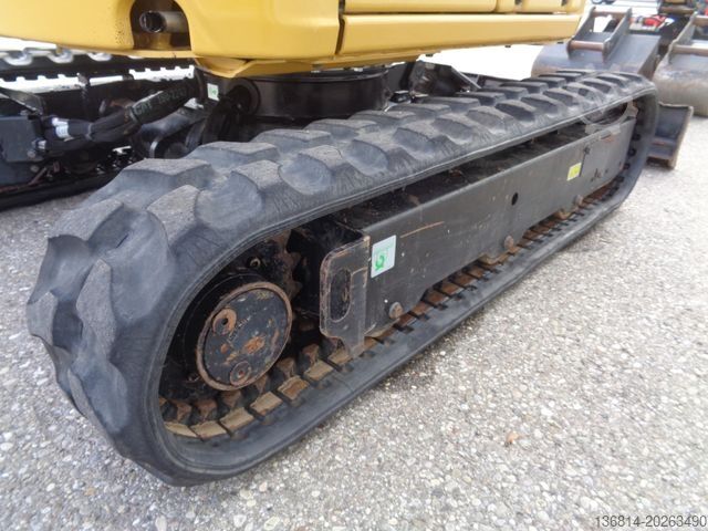 Minikotró CATERPILLAR 301.7 CR SW + 3 x Löffel