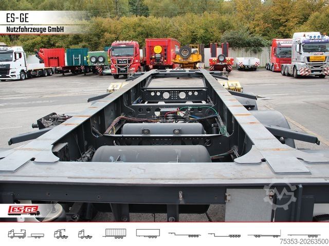 半挂交换箱车 KRONE 3-Achs-Containerchassis 20'