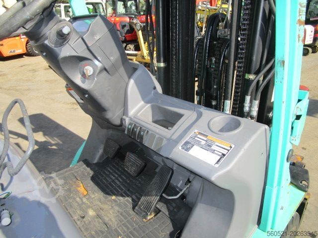 Stivuitoare diesel Mitsubishi 2,5 Ton.- Triplex 4,7m - Zinkenversteller + Seiten
