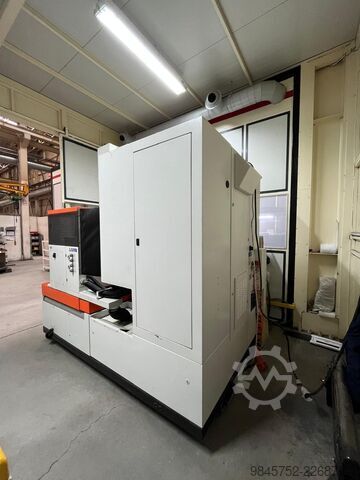 Iegremdētā elektroerozijas iekārta (EDM) AGIE CHARMILLES FORM E 600