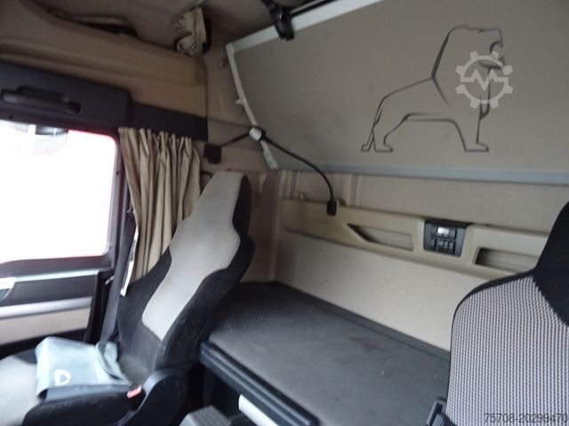 LKW mit Kofferaufbau MAN 26.470 TGX*kpl. Zug*2x 7,7 m*2x LBW*NLA*Retarder