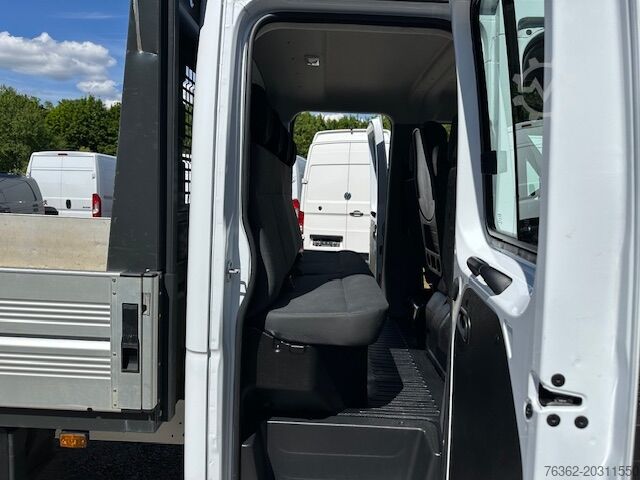 Transporter with crew cab Renault Master III DoKa Pritsche L3H1 3,5t AHK