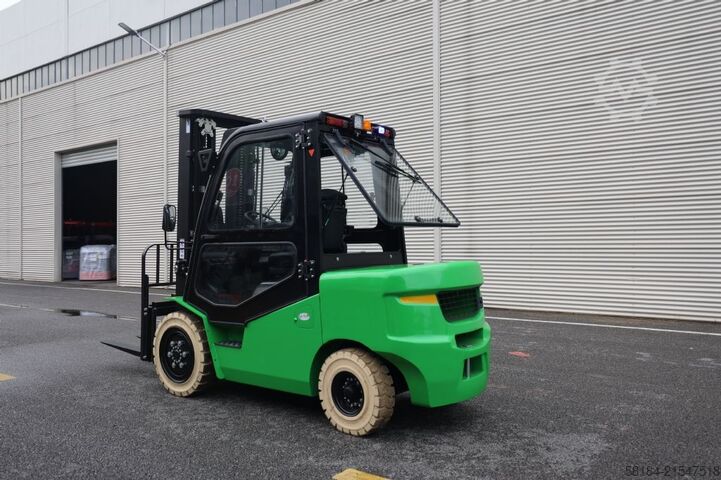 Elektromos négykerekű targonca Noblelift CPD38-A