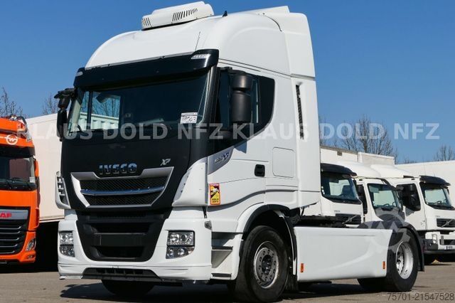 Standard nyergesvontató IVECO Stralis 480 XP Retarder 2 XL Tank Standklima