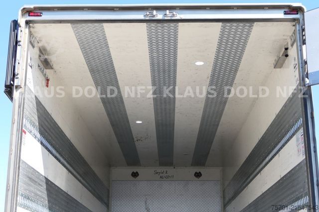 Dobozos teherautó MERCEDES-BENZ Actros 2553 Retarder Lift-/Lenkachse LBW