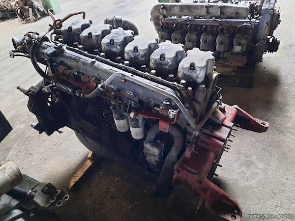 モーター RENAULT 6 CILINDER