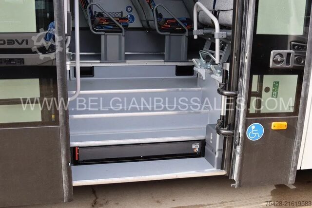 Інтерсітібус Iveco Crossway 10.8m Pop / Double middle door / Lift ...