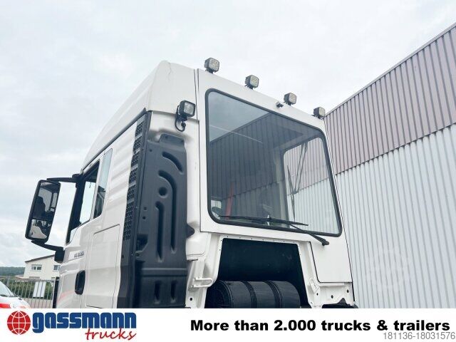 Kamion za izvlačenje drveta MAN TGS 33.360 6x4 BB, Häckslerkabine, NMV