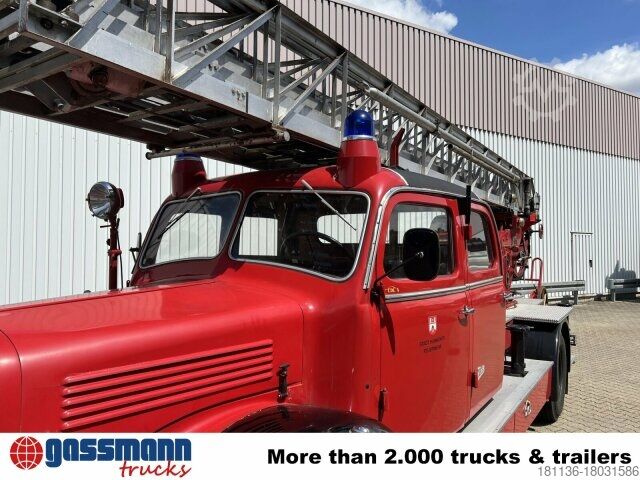 Brandbil Mercedes-Benz LF 311 3250/3500 - Oldtimer Feuerwehrfahrzeug