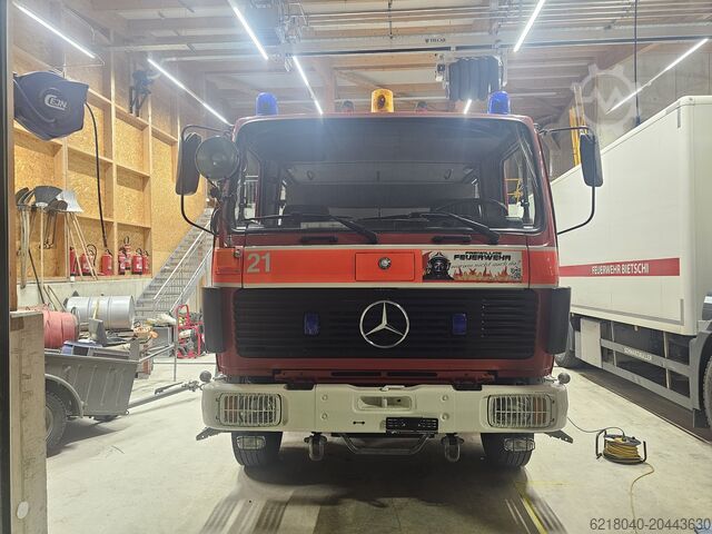 Camión de bomberos Mercedes-Benz 1428 AF