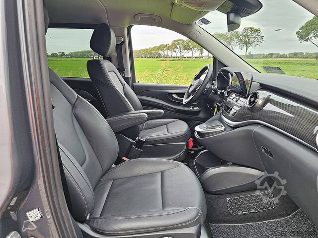  MERCEDES-BENZ EQV 300 L2 Navi 7-Persoons