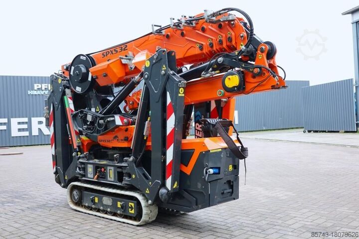 Grue mobile Jekko SPX532CL2 Electric, Remote Controlled, 17.3m Lifti
