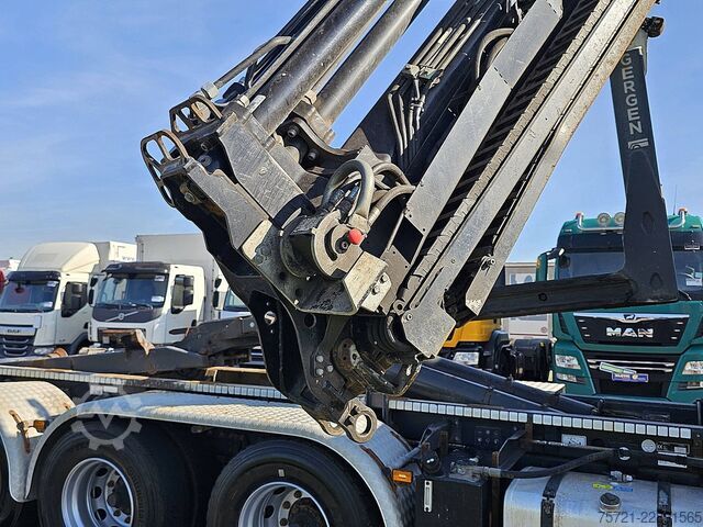 후크 암 시스템 SCANIA P450 8X4*6 HIAB 188-E3