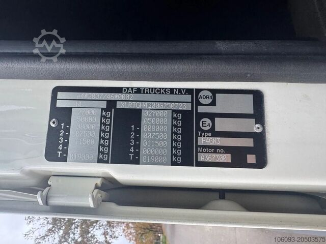 Standard-SZM DAF XF 480 6 x 2 Spacecab