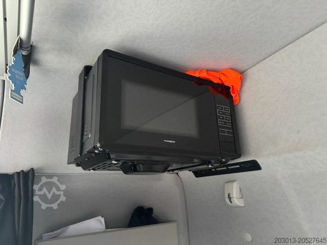 Grúa montada en camión MERCEDES-BENZ Arocs 3253 8x4 Abrollkipper Kran Palfinger 37002