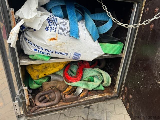 Grúa montada en camión MERCEDES-BENZ Arocs 3253 8x4 Abrollkipper Kran Palfinger 37002