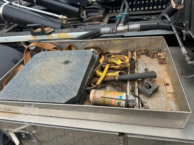 Grúa montada en camión MERCEDES-BENZ Arocs 3253 8x4 Abrollkipper Kran Palfinger 37002