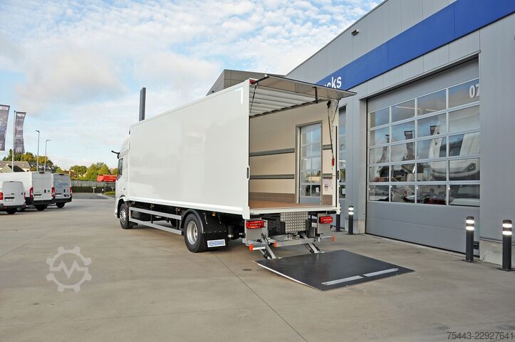 Maleta DAF XD 310 FA 4x2 ST969 Sleeper High - 19T - Super ...