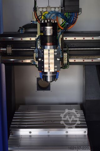 Vertikales Bearbeitungszentrum AMT____ Maschinengestell / Maschinenbett ECO 532