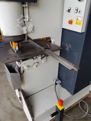 Lochstanzmaschine FICEP 401