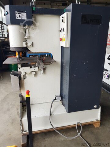 Lochstanzmaschine FICEP 401
