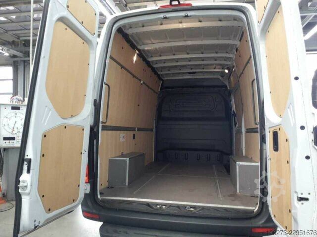 Skåpbil Mercedes-Benz Sprinter 317 CDI,L2H2,Automatik,Kamera,Navi