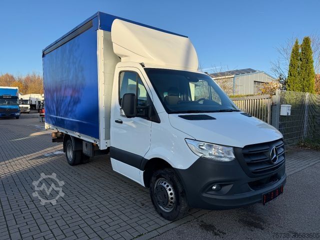 Curtain sider van MERCEDES-BENZ Sprinter 519 CDI Pritsche+Schiebeplane/Automatik