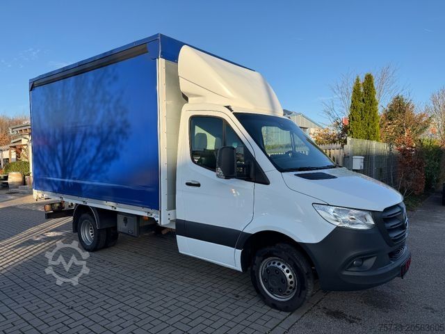 Curtain sider van MERCEDES-BENZ Sprinter 519 CDI Pritsche+Schiebeplane/Automatik