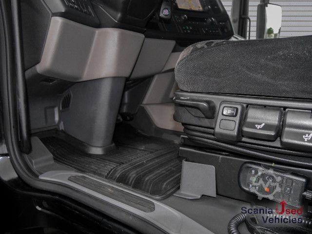 标准牵引车头 Scania R 500 A4x2NA - SUPER -