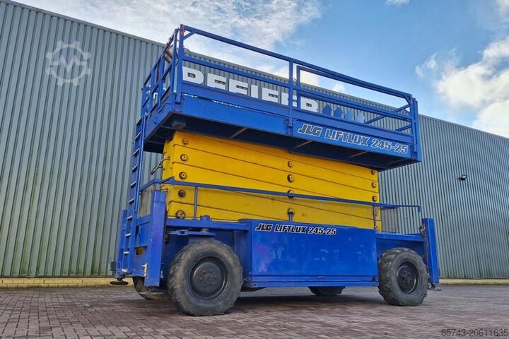 Elevador de tesoura JLG 245-25 Diesel, 4x4 Drive, 26m Working Height, 750k