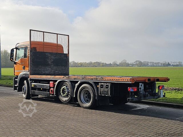 Платформенный трейлер M.A.N. 26.420 TGS 6X2/4 ADR AT 285TKM