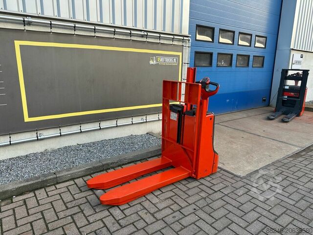 VS-22498 Compact DUO electric stacker Linde 1010mm LINDE TL16/1152-00