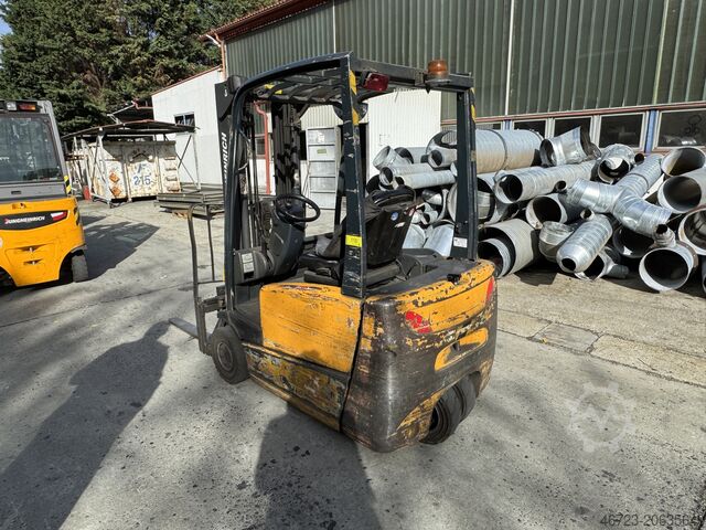 Вилочный погрузчик JUNGHEINRICH EFG 216 k