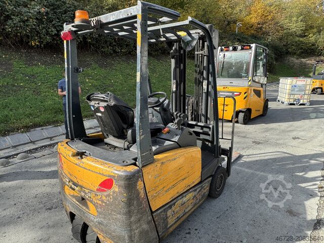 Вилочный погрузчик JUNGHEINRICH EFG 216 k