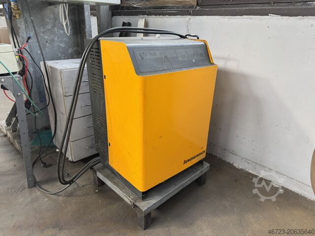 Вилочный погрузчик JUNGHEINRICH EFG 216 k