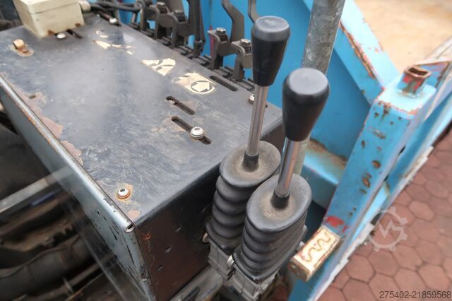 טיפר עם מנוף MAN TGS 26.320 6X2-4/ HMF 1643 Z CRANE/